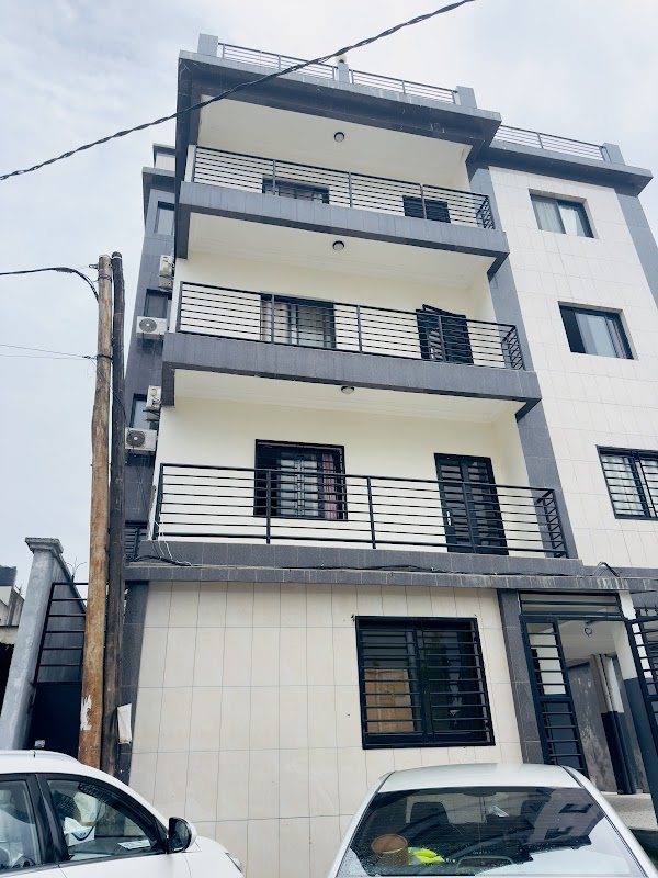 Douala Clinic - Photo 1