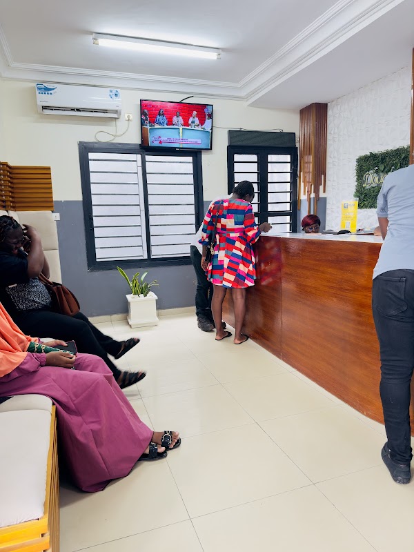 Douala Clinic - Photo 3