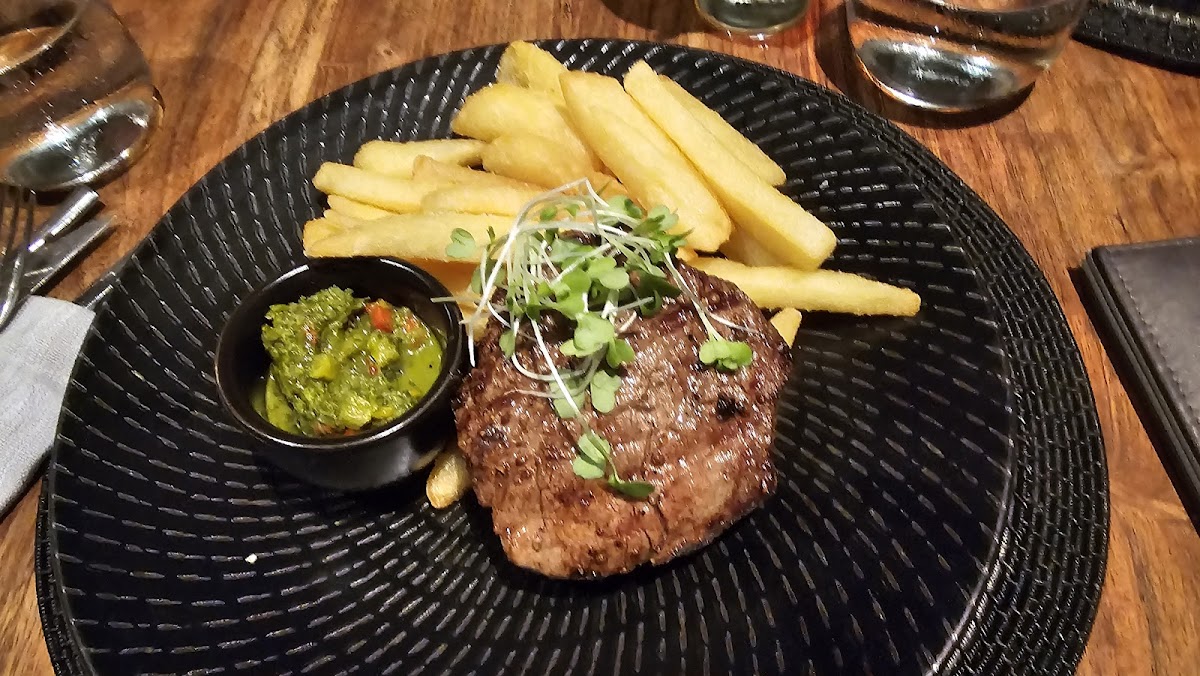 Zinzi Restaurant — photo 2