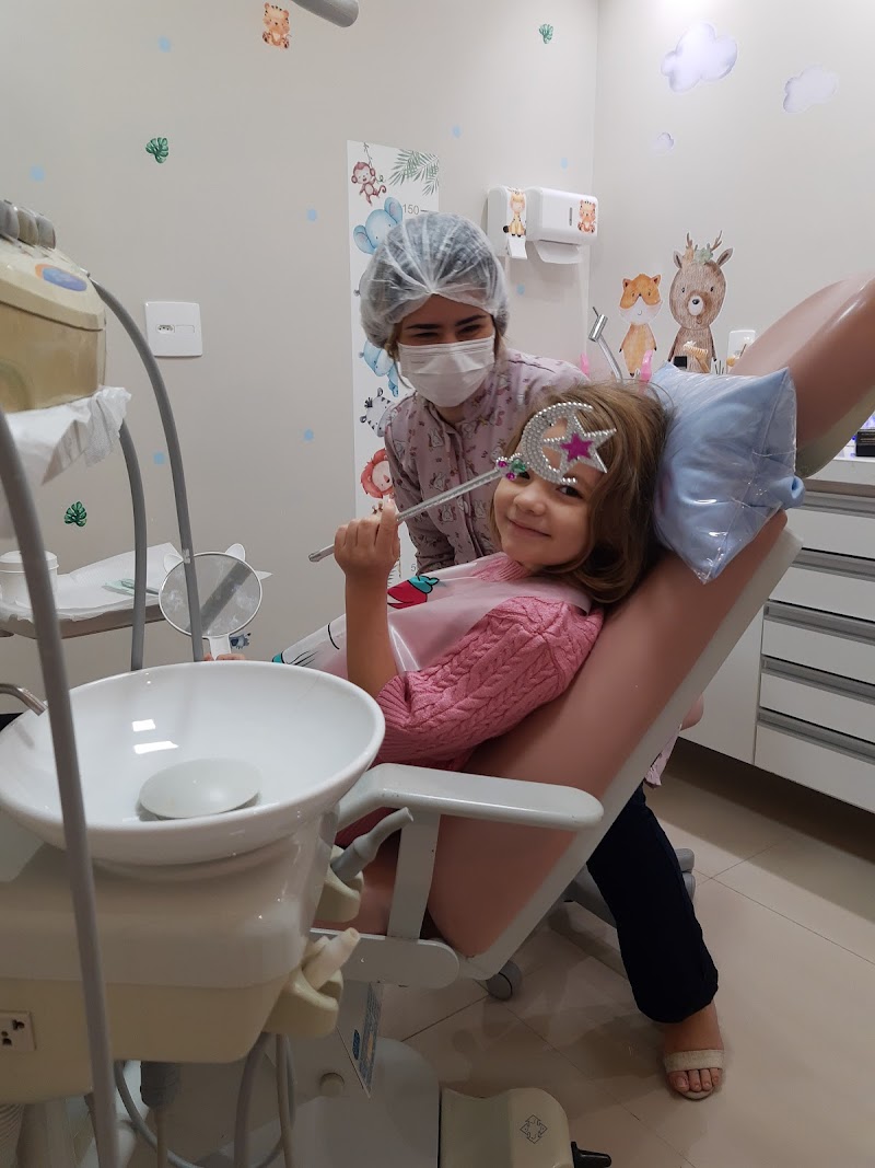 Dentista em Vitória - Dra. Letícia Ribeiro Meirelles - foto 5
