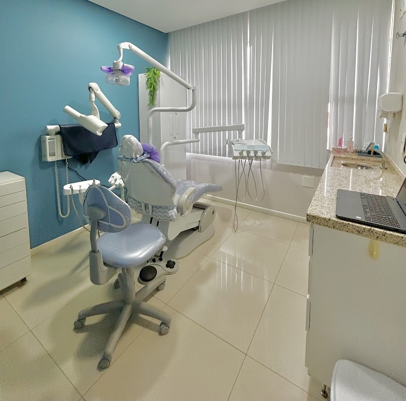 Dentista em Vitória - Dra. Letícia Ribeiro Meirelles