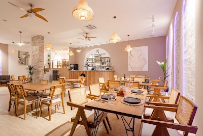 Niki Bistro Restaurant