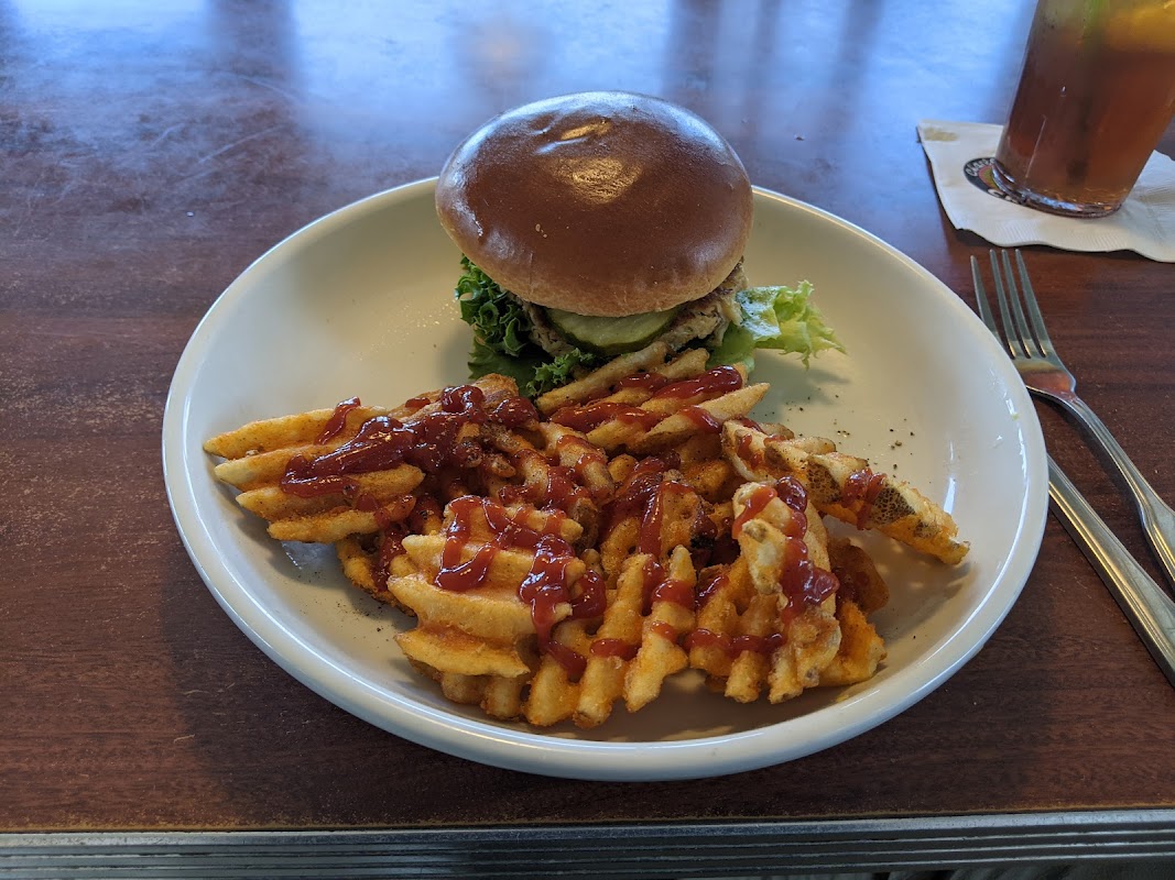 Shem Creek Crab House photo 3