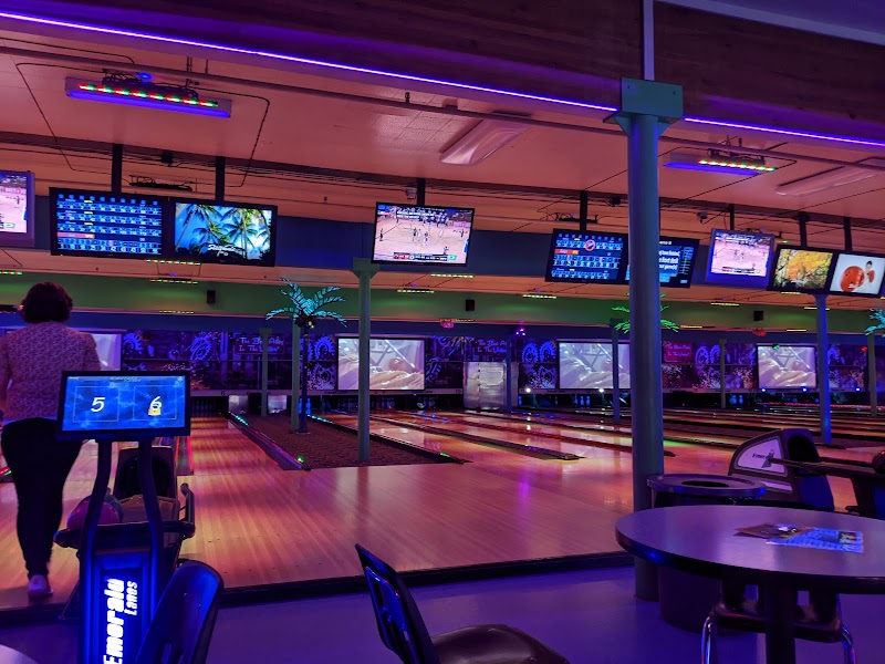 Emerald Lanes photo 2