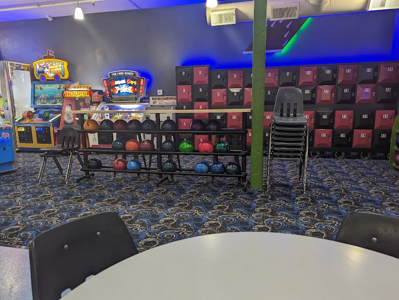 Emerald Lanes photo 3