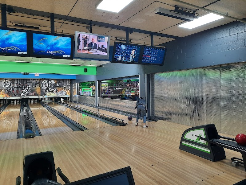 Emerald Lanes photo 1