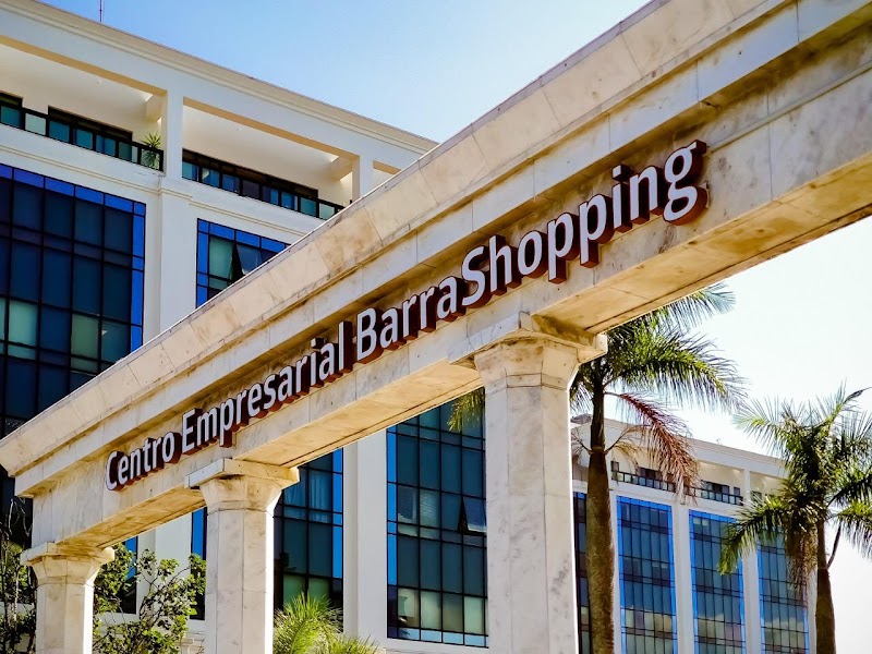 Dra. Julia Garcia - Ortodontista | Adulto e infantil | Barra da Tijuca - foto 2