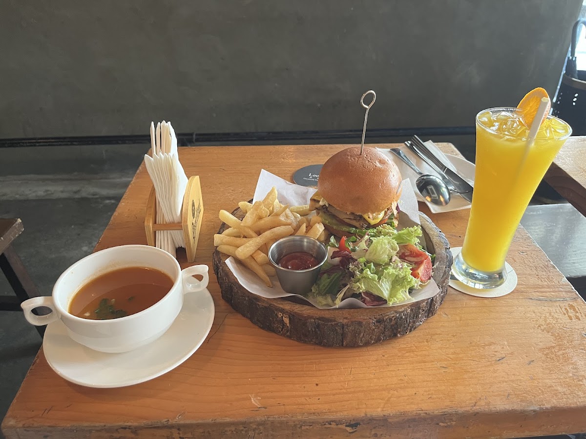 BLACKWOOD CAFE & BAR photo 3