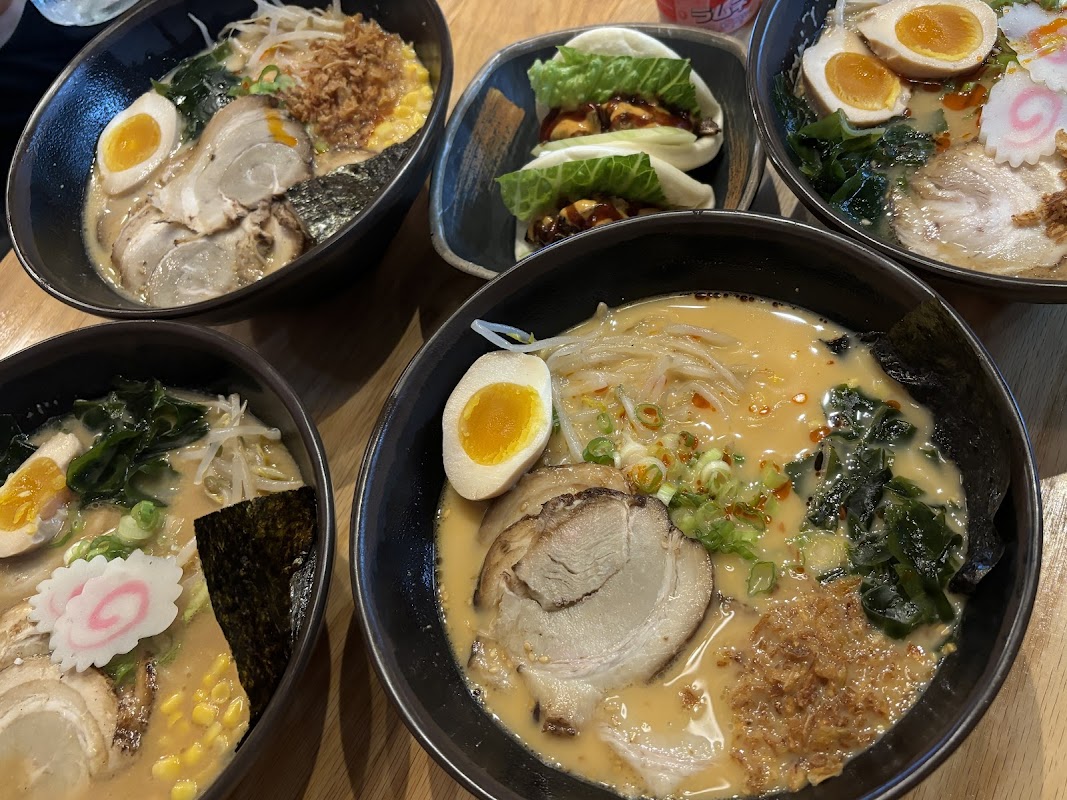 Mr. Pan Ramen House photo 4
