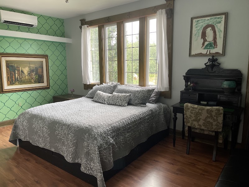 Willowbrook Manor English Teahouse and Farm Stay photo 2