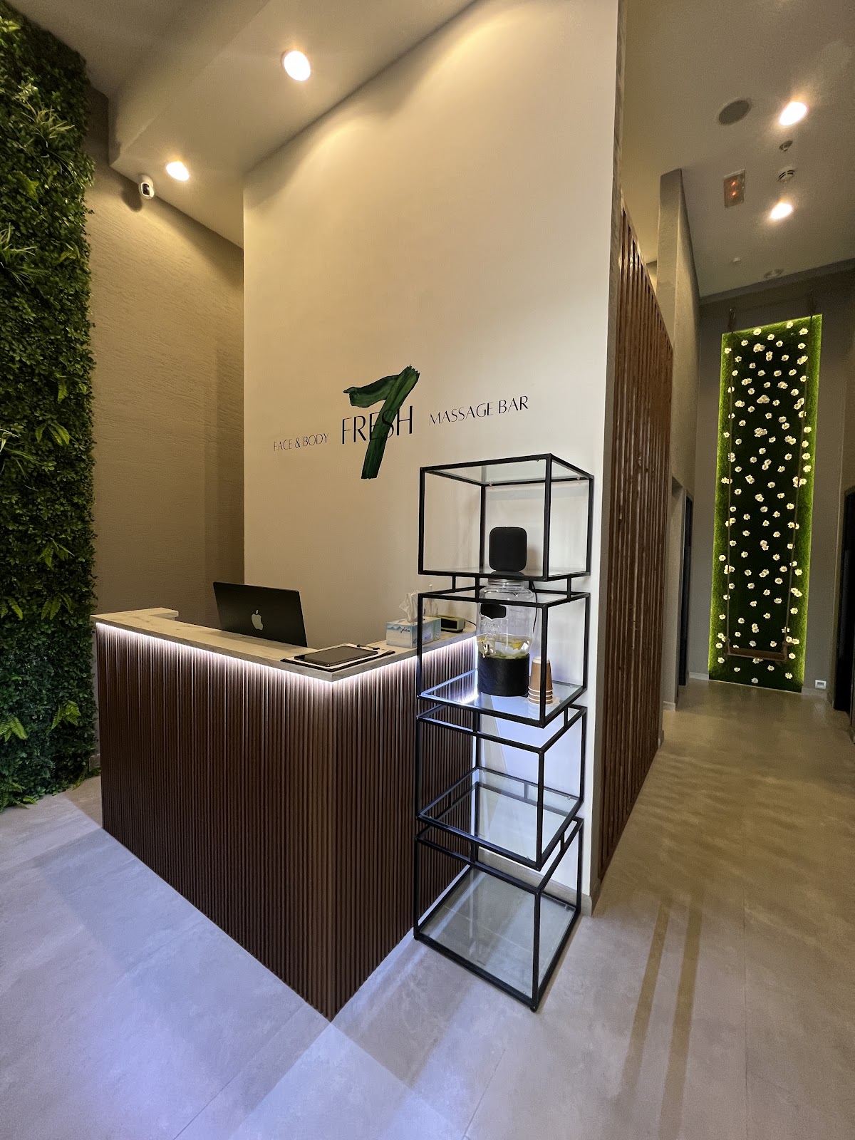 Fresh 7 massage center