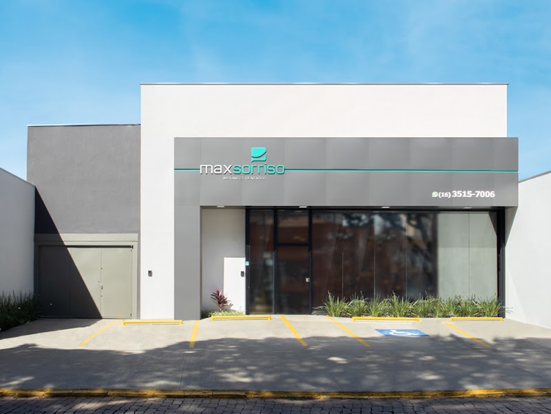Maxsorriso Implantes Dentários | Ribeirão Preto Unidade 9 de Julho