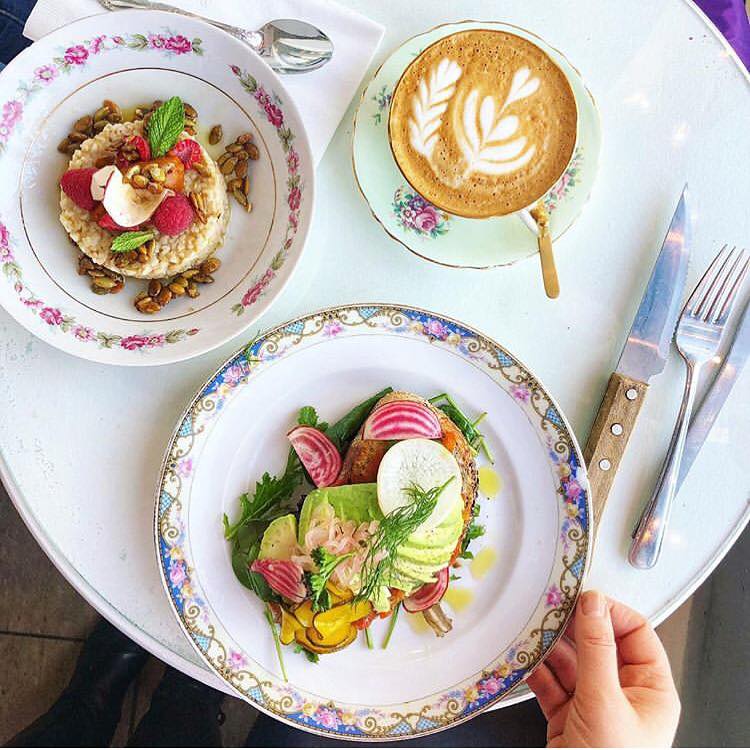 Dilly Dally Coffee Cafe photo 2