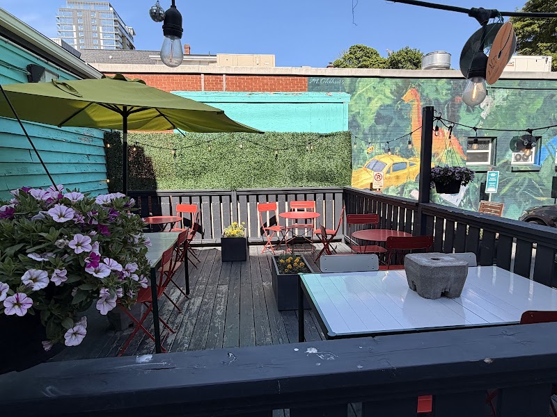 Dilly Dally Coffee Cafe photo 2