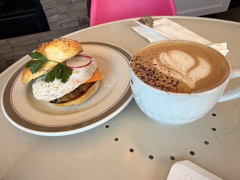 Dilly Dally Coffee Cafe photo 4