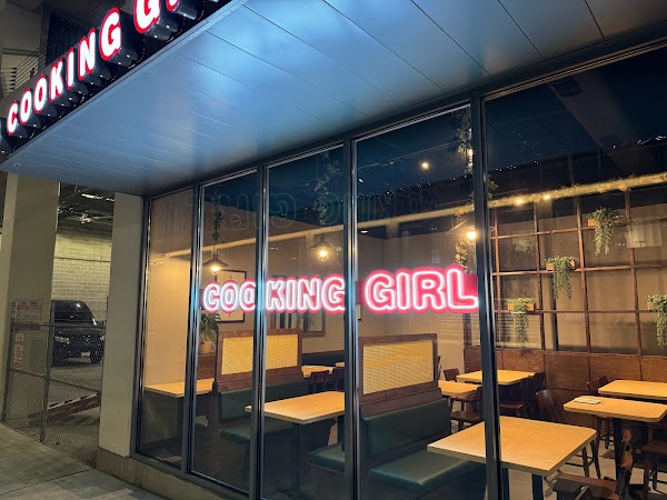 Cooking Girl photo 1