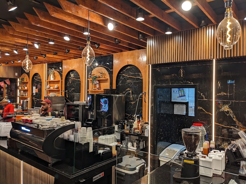 Qahwah House Coffee - Bayridge photo 4