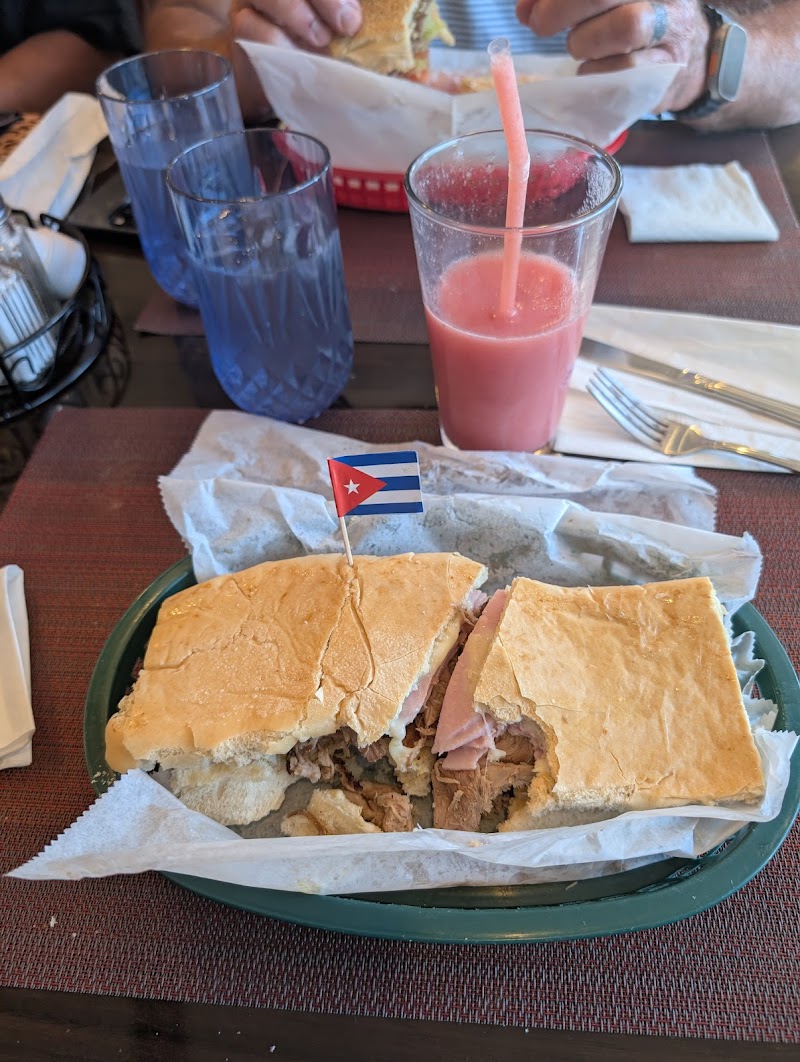 Little Cuban Cafe photo 4