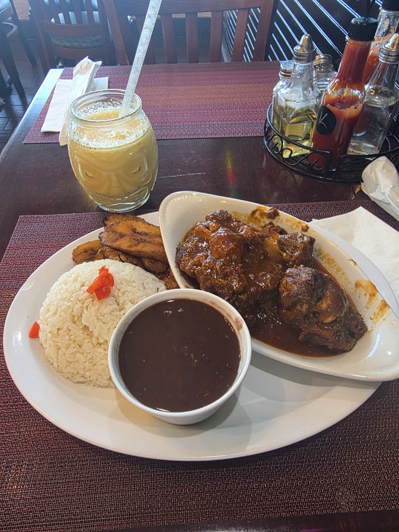 Little Cuban Cafe photo 3