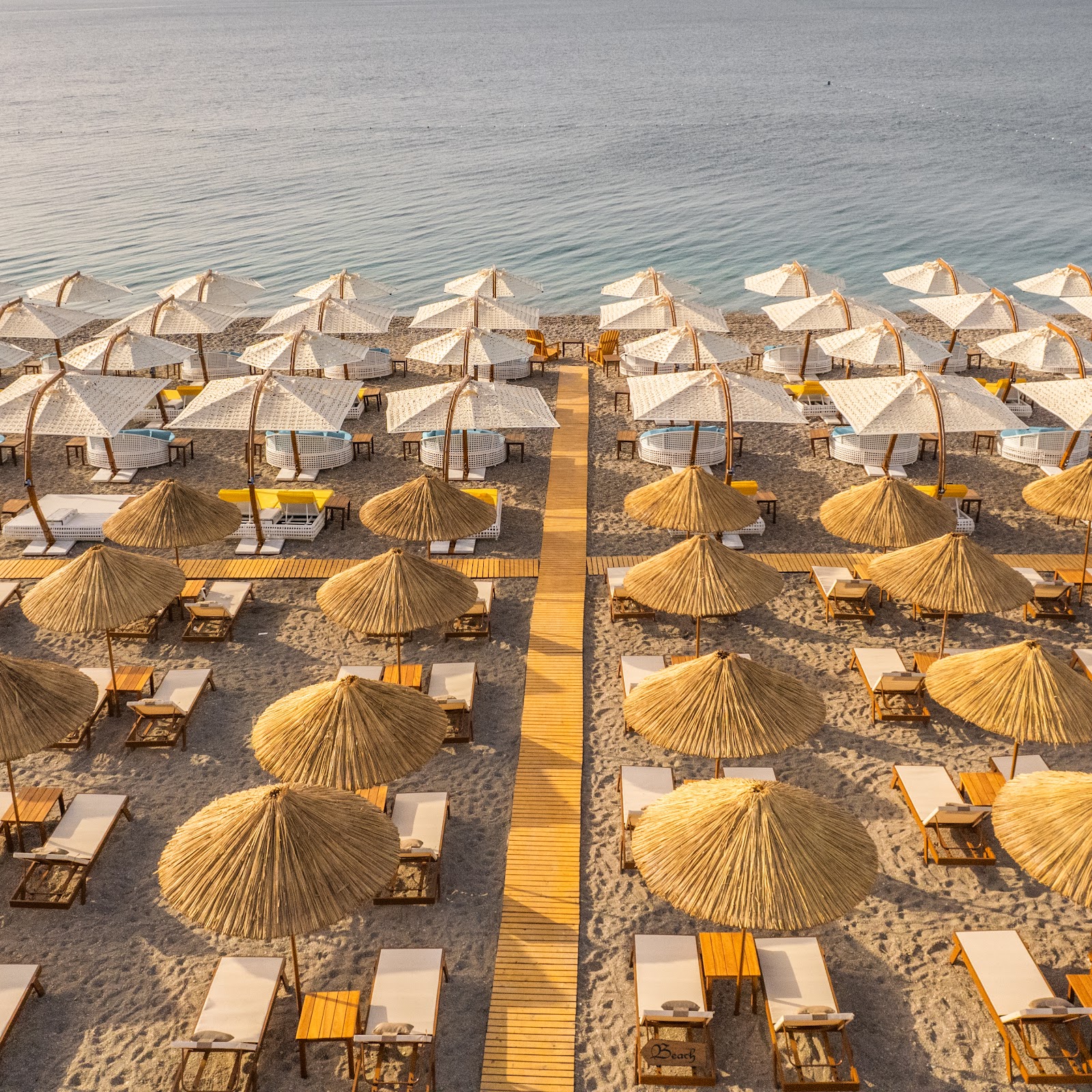 Kalypso Beach Club, Antalya mekanı