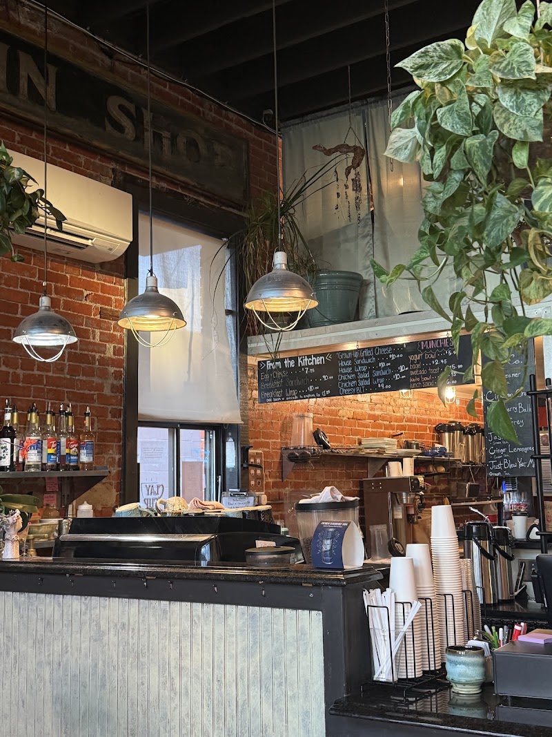 The Clay Cup - A Coffee Pottery photo 4