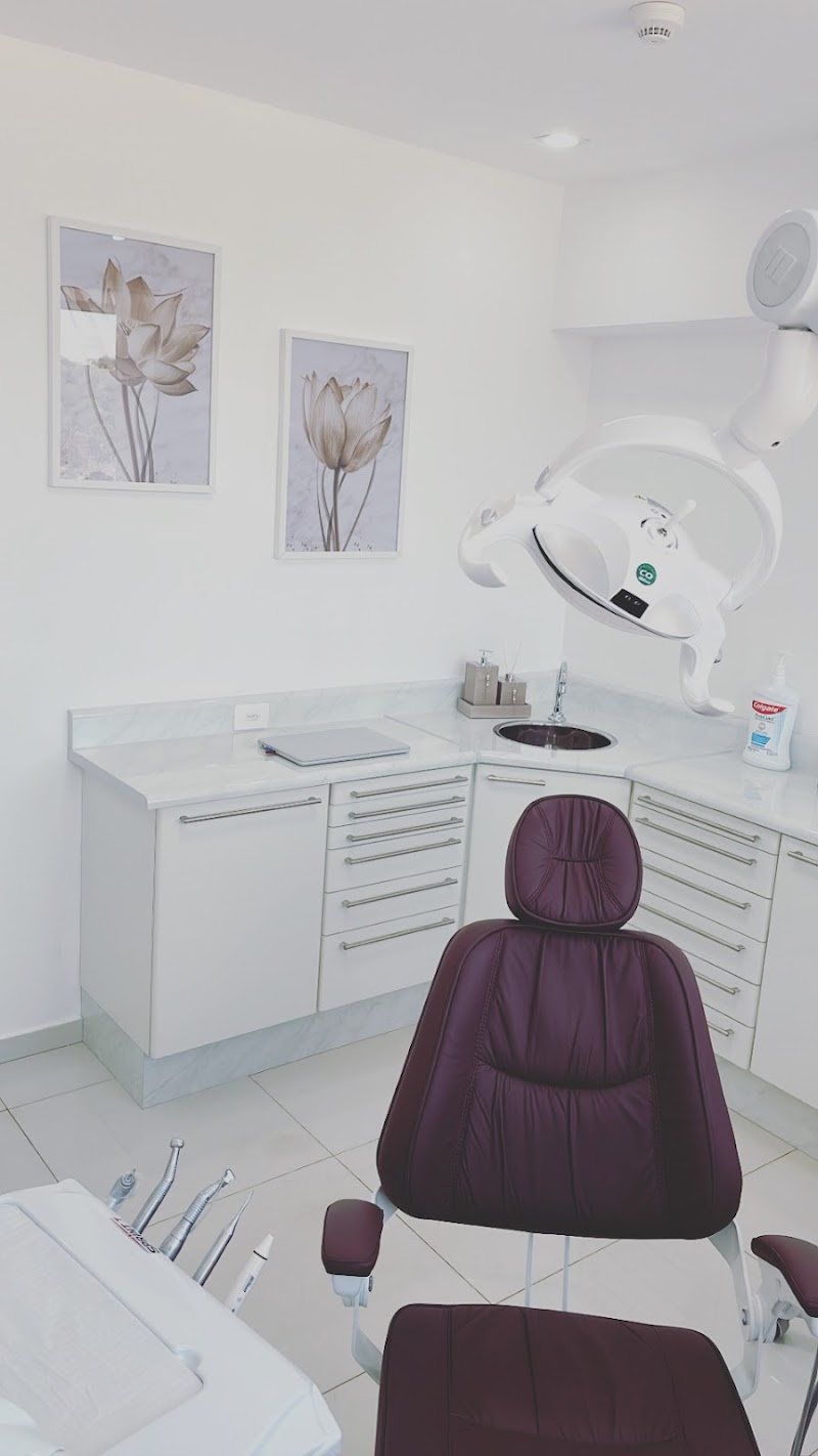 Dra Mariana Coelho/Ortodontia Especializada - foto 2