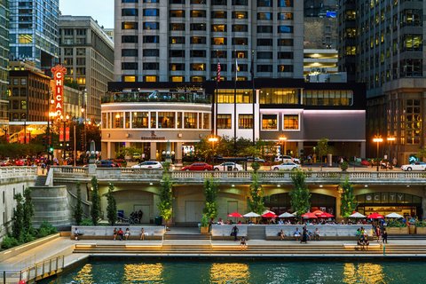 Renaissance Chicago Downtown Hotel, dog-friendly hotel in Chicago
