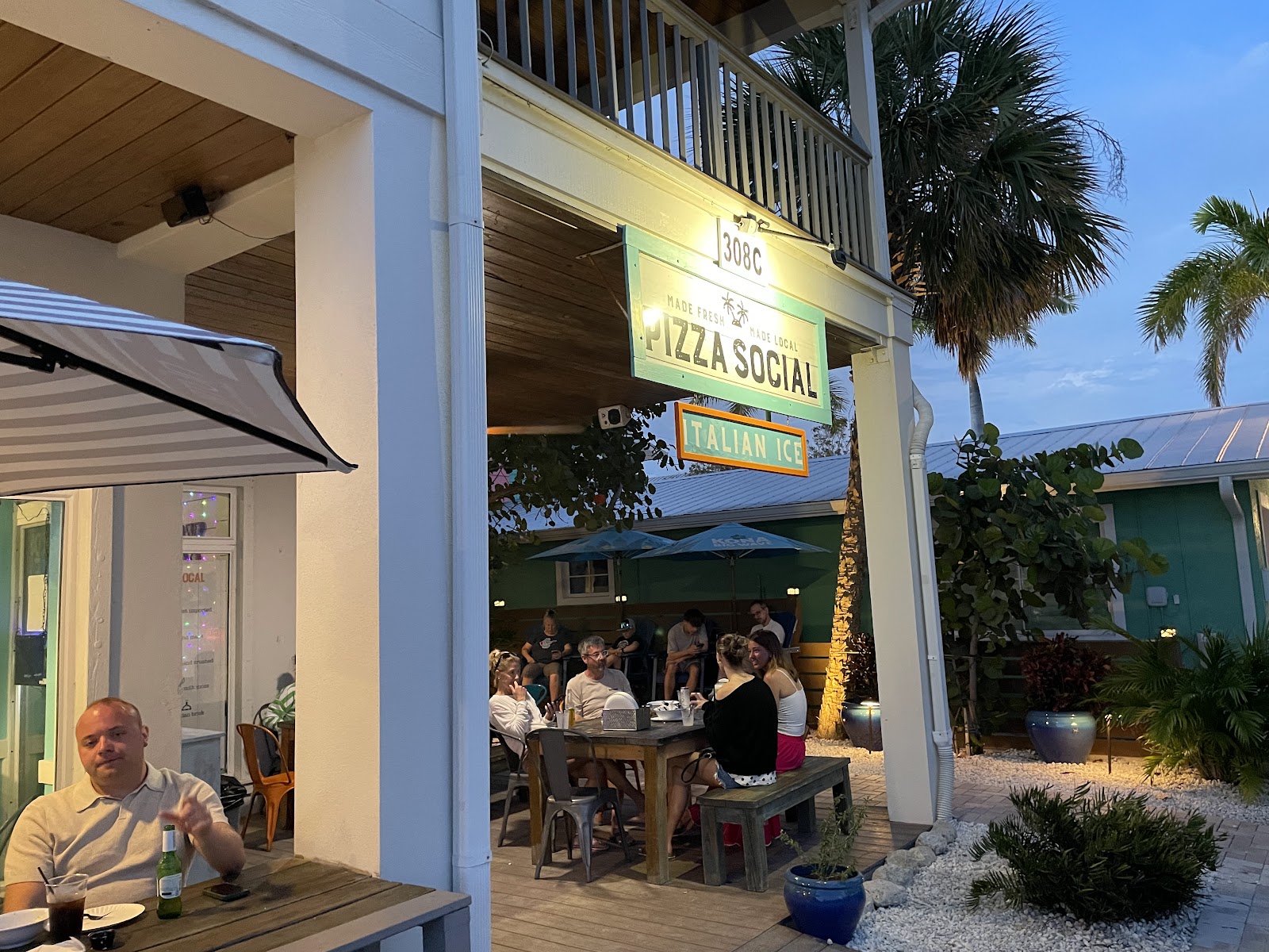 Pizza Social