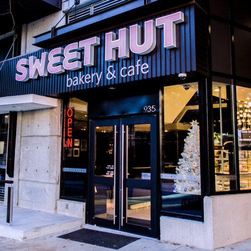 Sweet Hut Bakery & Cafe photo 1
