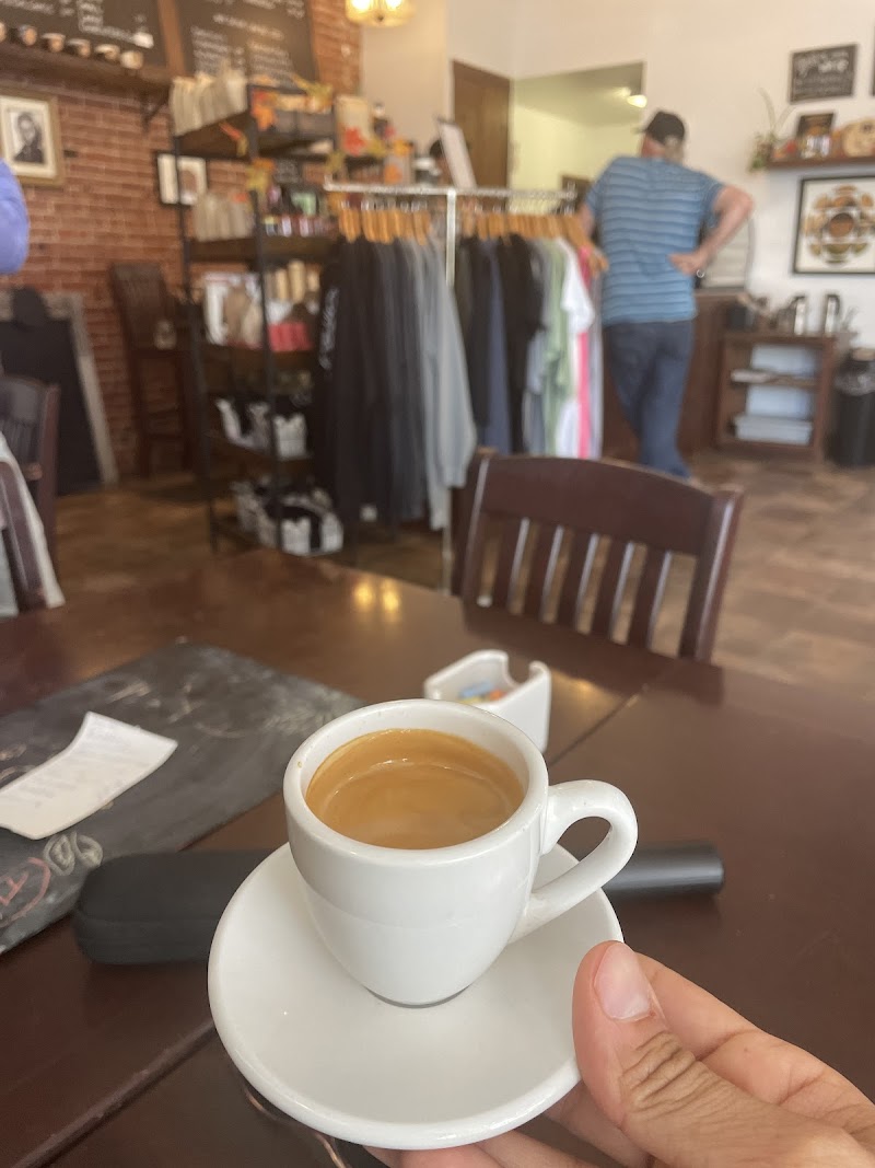 The Lucky Bean Cafe photo 4