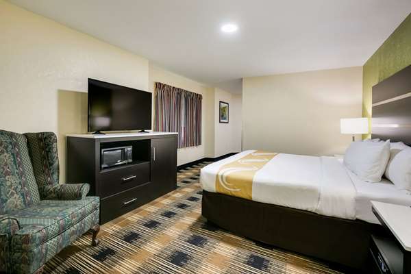 Quality Inn & Suites Mt. Chalet