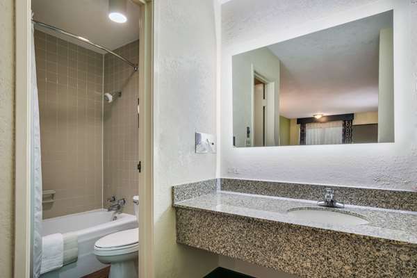 Quality Inn & Suites Mt. Chalet