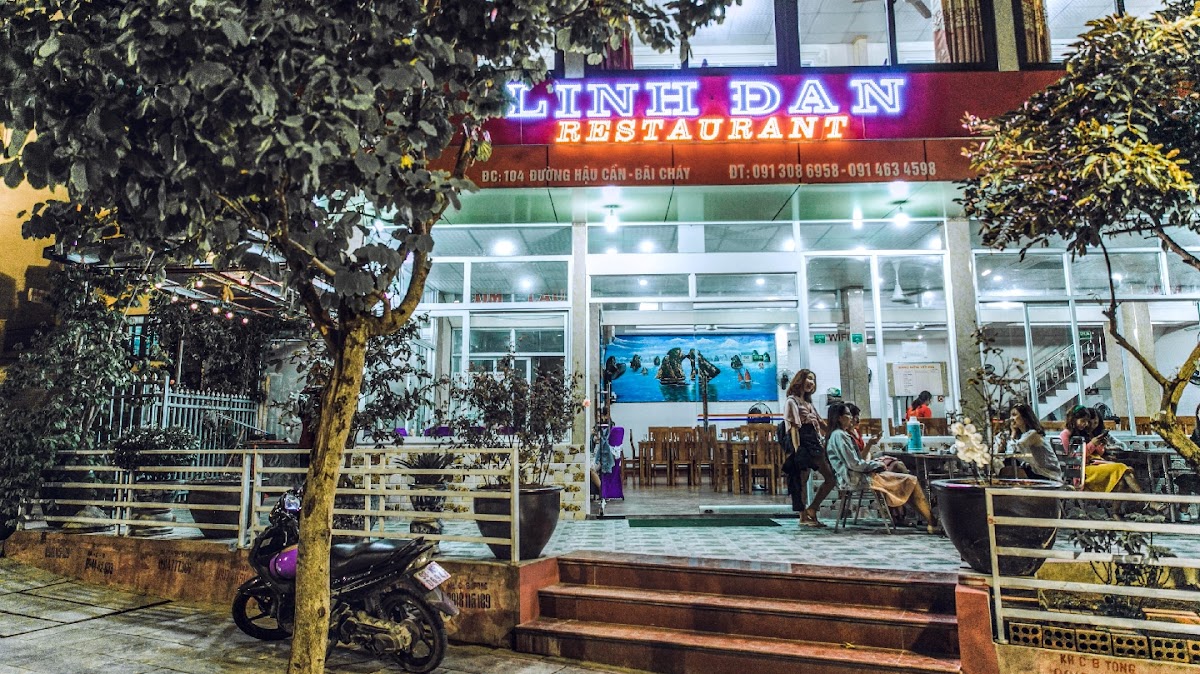 Nhà Hàng Linh Đan Halong in halong-bay