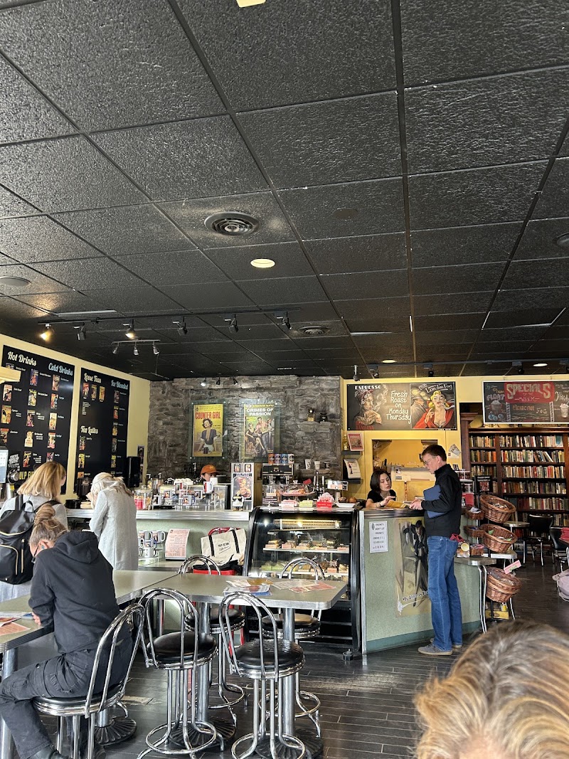 Pulp Fiction Coffee House/Robbie Rare Books photo 3