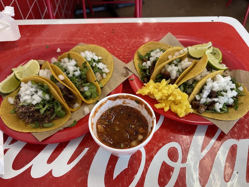 Chilangos Tacos photo 3