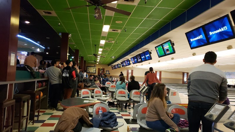 Skyway Park Bowl photo 4