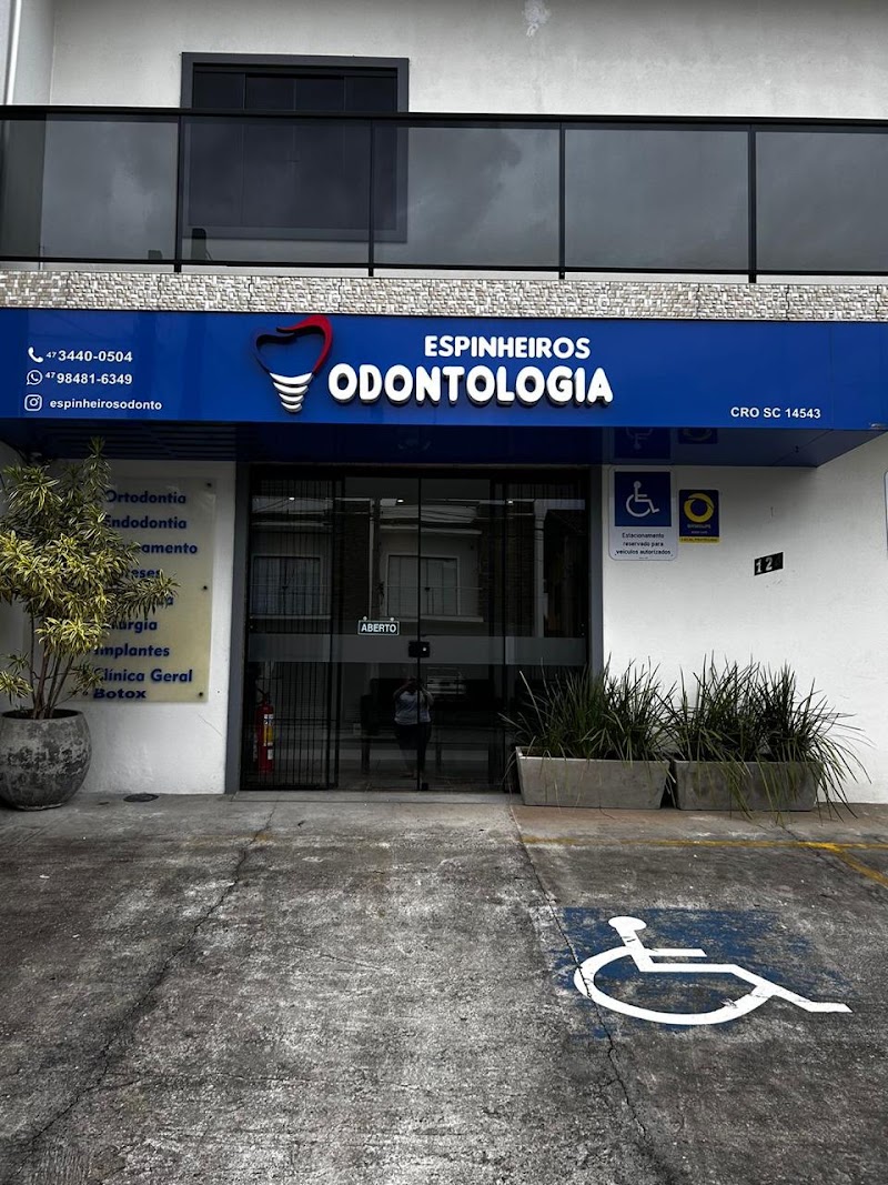 Espinheiros Odontologia