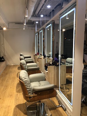Yimu Hair Salon photo 2