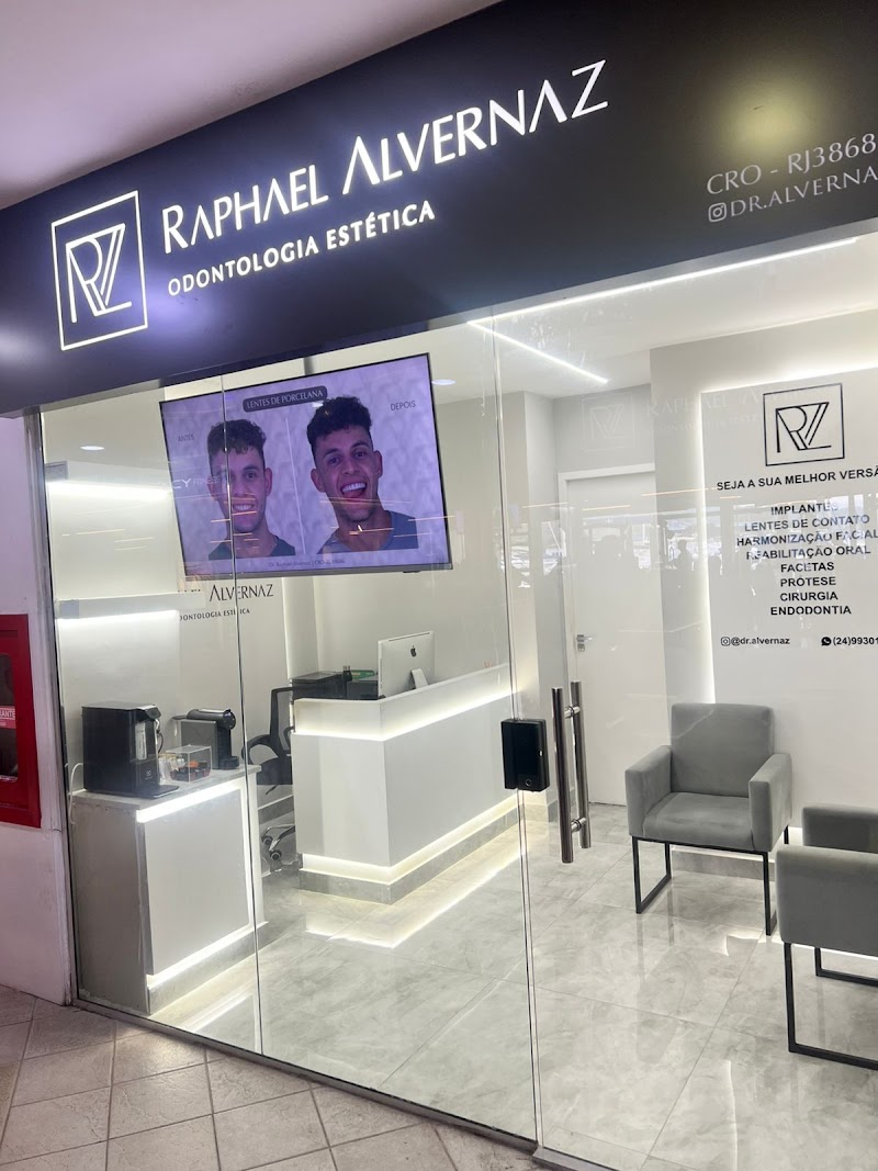 Dr. Raphael Alvernaz - Odontologia Estética | Reabilitação Oral em Angra dos Reis - RJ - foto 3