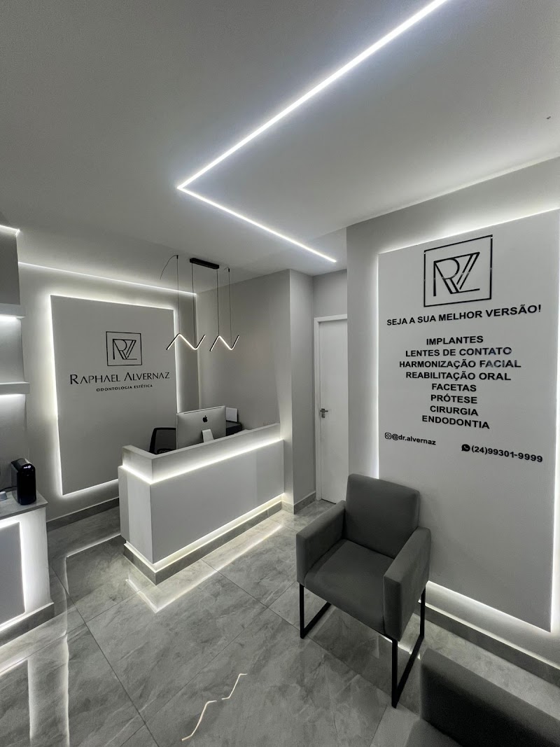 Dr. Raphael Alvernaz - Odontologia Estética | Reabilitação Oral em Angra dos Reis - RJ