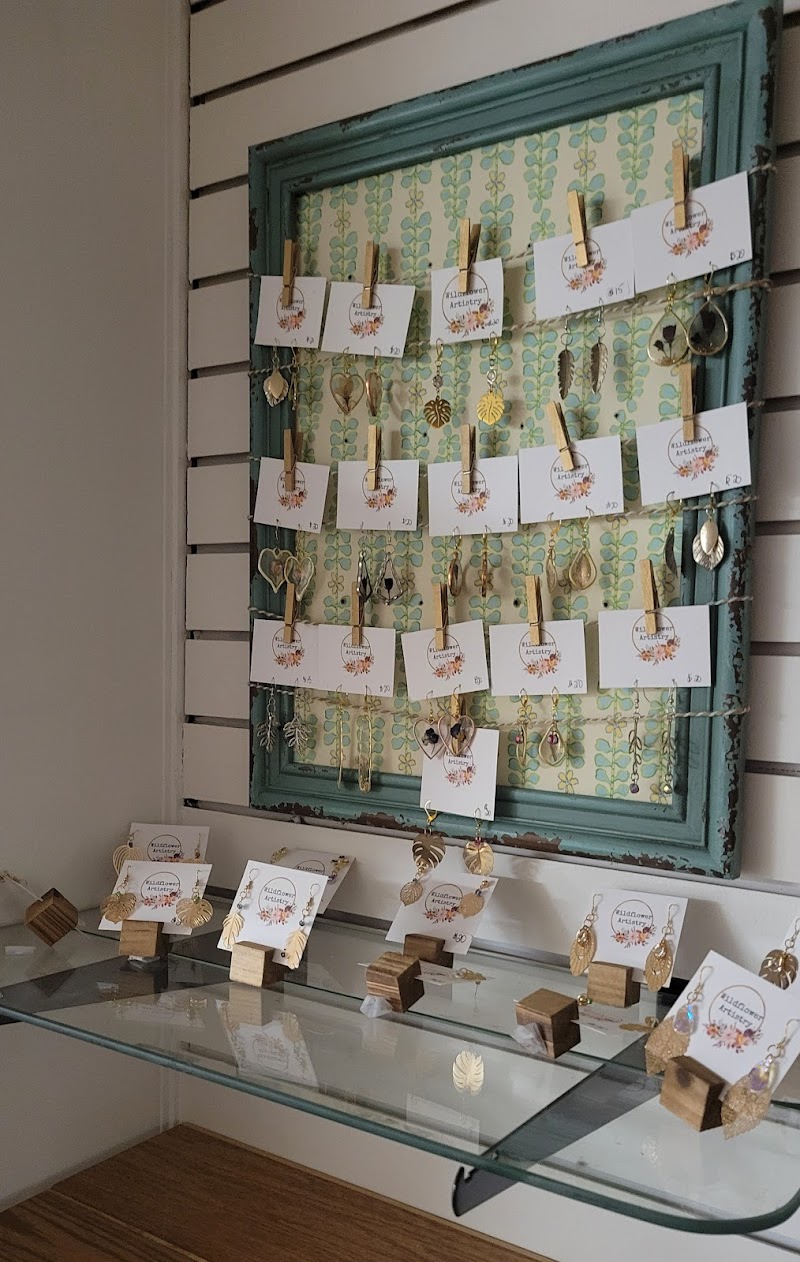 Copper Magnolia photo 4