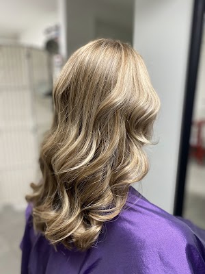 Hair on Cranford photo 2