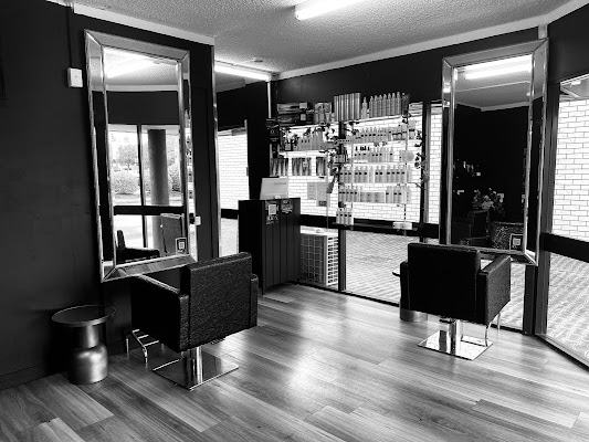 Icon Salons HB (Hair & Beauty) photo 2