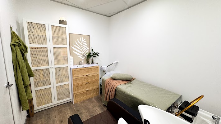 Botanica Hair Therapy photo 3