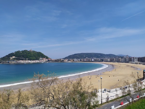 bay of La Concha 1