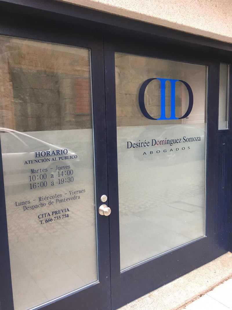 Abogada Desireé Domínguez Somoza photo 3