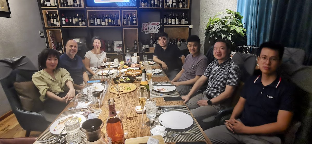 CN-1719 Wine Theme Restaurant