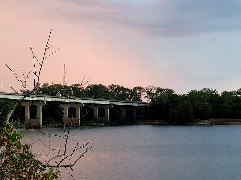 Harry E. Kelley River Park photo 5