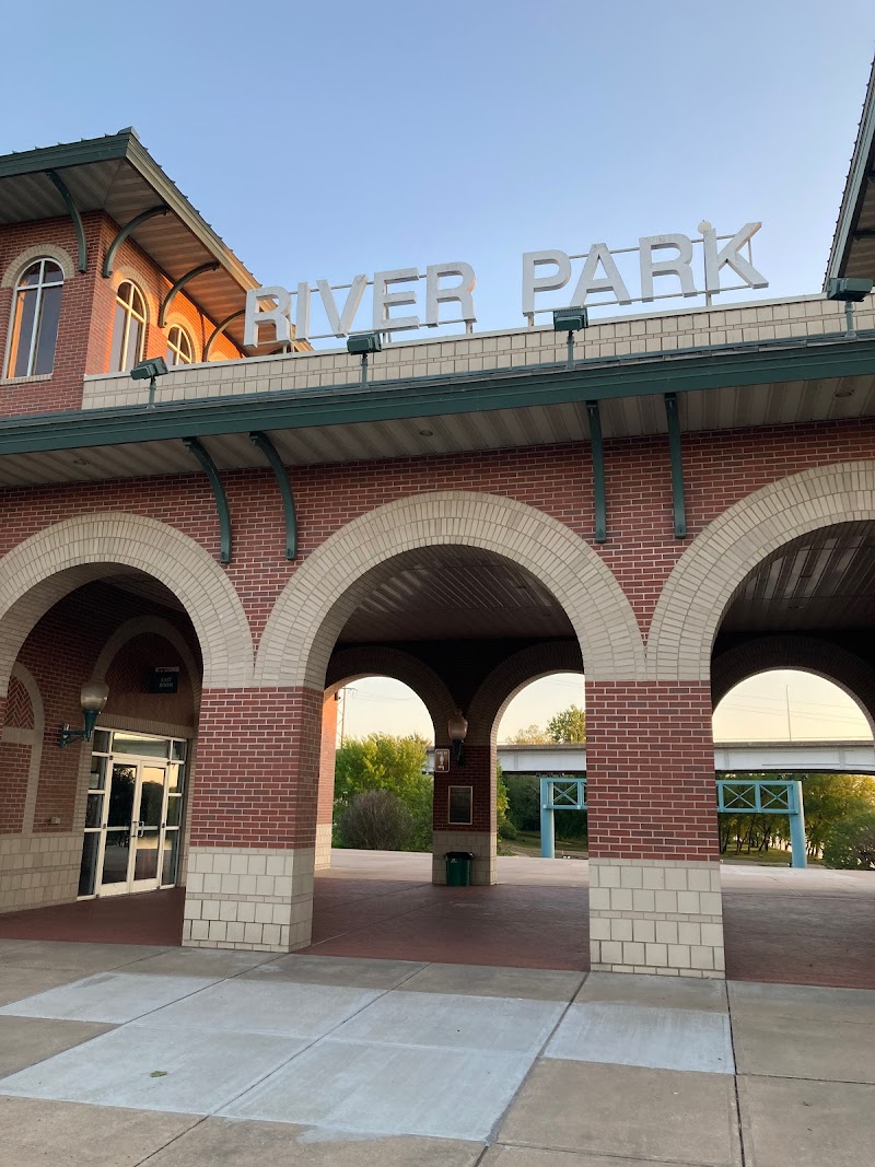 Harry E. Kelley River Park photo 2