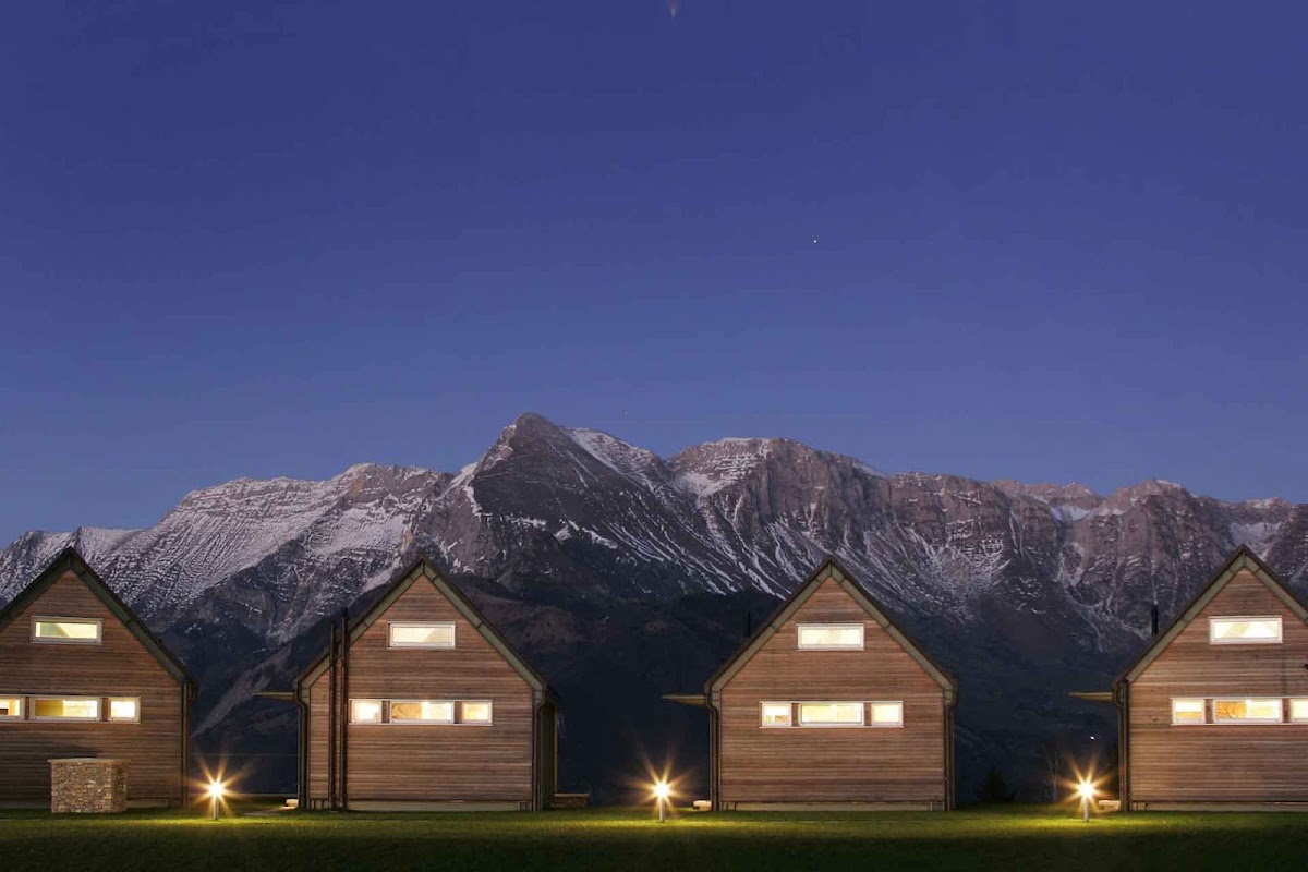 Nebesa Chalets, dog-friendly hotel, photo 3